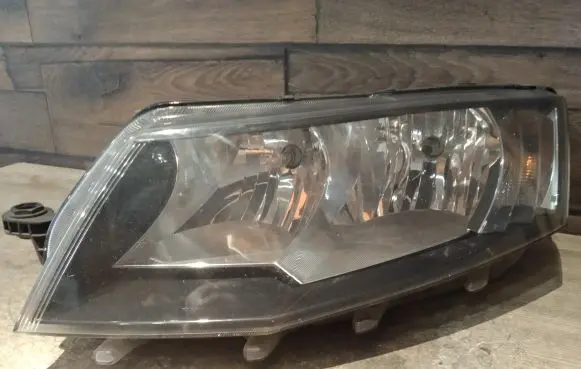 Skoda Octavia Mk3 (5E) Headlight/headlamp 030127260100 5E2941015