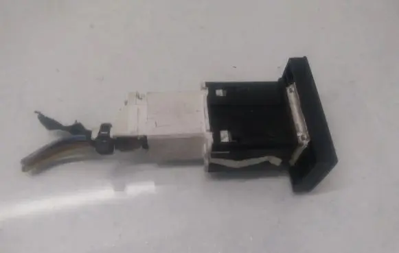 Volkswagen Touran I ESP (stability program) switch 1T0927117A