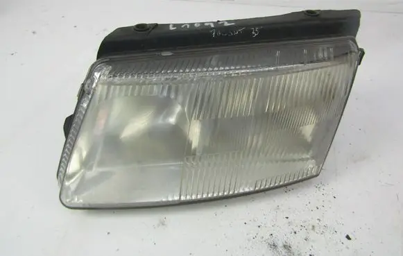 Volkswagen PASSAT B5 Headlight/headlamp 