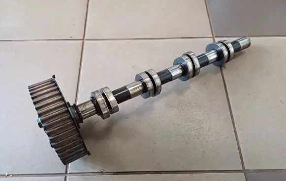 Audi A3 S3 8P Camshaft 038109111E