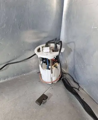 Volvo XC70 In-tank fuel pump 31372892 0580204315 V150158