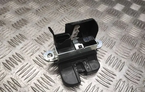 Volkswagen Touran I Tailgate/trunk/boot lock/catch/latch 601001040449P