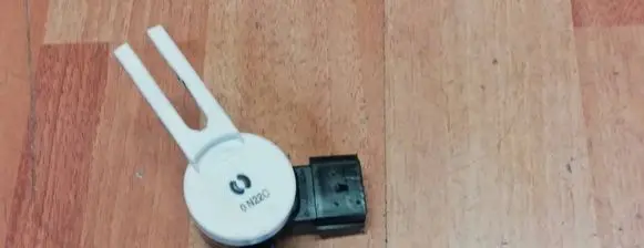 Brake pedal sensor switch