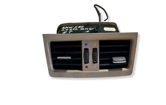 BMW 3 E90 E91 Rear air vent grill 7129556 6932023 6932024