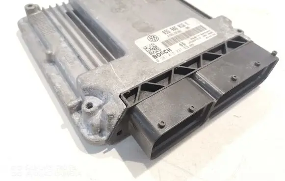 Skoda Octavia Mk2 (1Z) Engine control unit/module 03G906016K 0281012237 1039S07818
