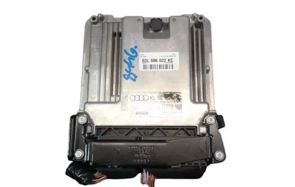 Audi A4 S4 B8 8K Engine control unit/module ECU 