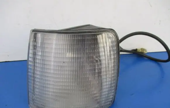 Volkswagen PASSAT B3 Front indicator light