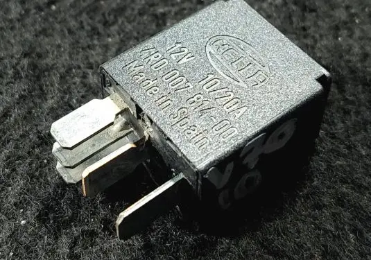 Volvo V70 Other relay 8008050810 2R000781400 10204