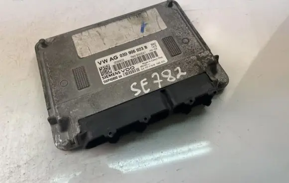 Skoda Fabia Mk1 (6Y) Engine control unit/module ECU 03D906023B