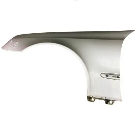 Mercedes-Benz E W211 Fender 