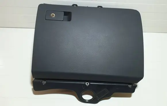 Volkswagen PASSAT B6 Glove box 3C1857114 P0108696 T00242261