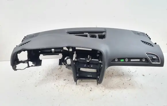 Audi A4 S4 B8 8K Dashboard 8K1857041