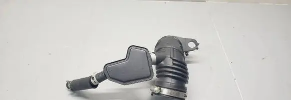 Renault Arkana Air intake duct part 165781543R