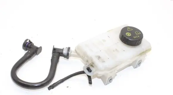Renault Trafic III (X82) Brake fluid reservoir 460913647R