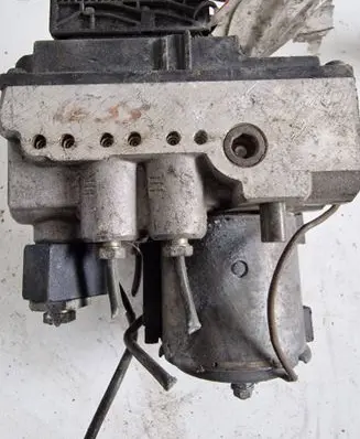 Mercedes-Benz E W212 ABS Pump 0265217007