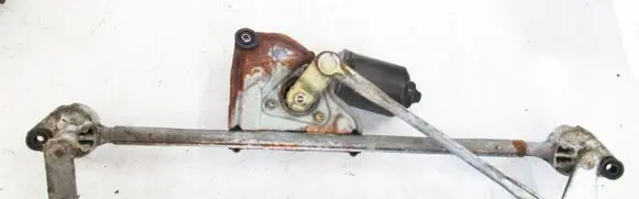 Chrysler PT Cruiser Front wiper linkage and motor 05288695AA