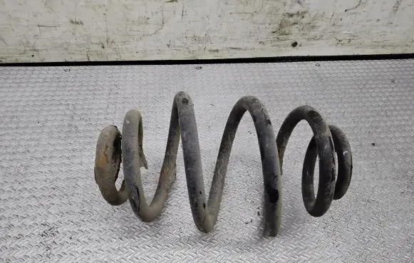 Audi A6 S6 C5 4B Rear coil spring