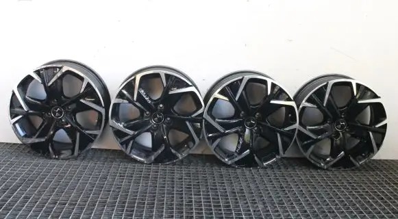 Citroen DS3 R17 alloy rim 9825287030