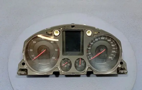 Volkswagen PASSAT B6 Speedometer (instrument cluster) A2C53145550