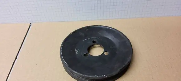 Volkswagen Multivan T4 Power steering pump pulley 074174255