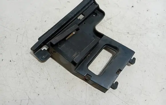 BMW 7 E38 Front bumper mounting bracket 51118125307
