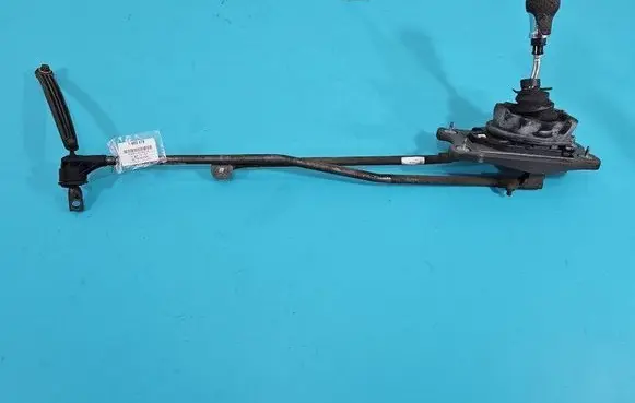 Gear shift cable linkage