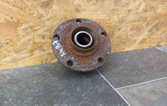 Audi A4 S4 B7 8E 8H Front wheel ball bearing 