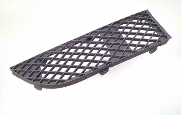 BMW 7 E65 E66 Front bumper lower grill 7135564 51117135564