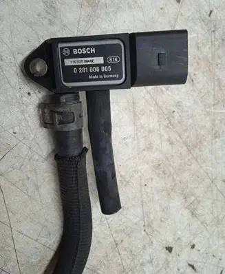 Audi A5 8T 8F Exhaust gas pressure sensor 0281006005