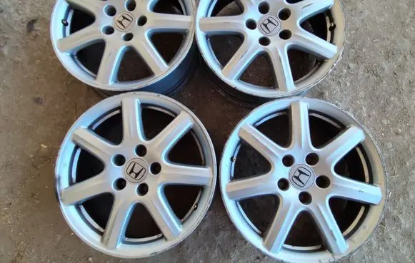 Honda FR-V R17 steel rim 