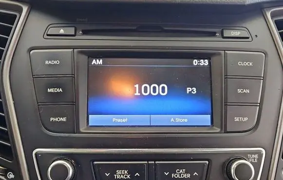 Hyundai Santa Fe Radio/CD/DVD/GPS head unit 961804Z500 IMPRK1563436