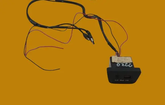 Hyundai i30 USB socket connector 96120-A5000