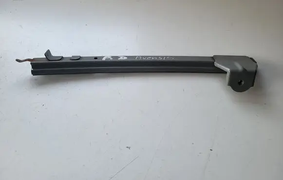 Toyota Avensis T270 Front door windshield rail 