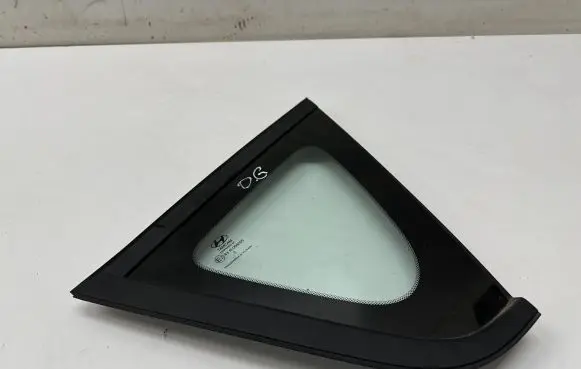 Hyundai Bayon Rear side window 3019142000