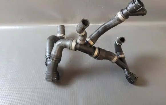 Volvo V90 Cross Country Engine coolant pipe/hose 3891574557 32249720