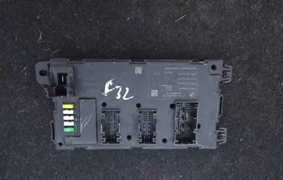BMW 4 F32 F33 Parking PDC control unit/module 9866982 00000F4D