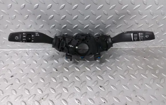 KIA Optima Wiper turn signal indicator stalk/switch 93404D4912