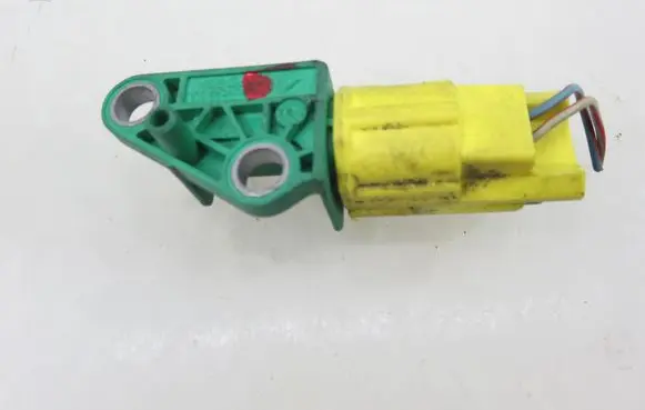 Volkswagen Golf V Airbag deployment crash/impact sensor 5WK43273 1K0909606