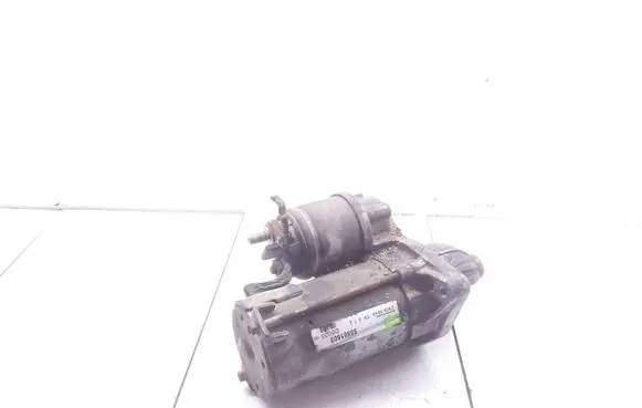 Opel Meriva A Starter motor 55561503