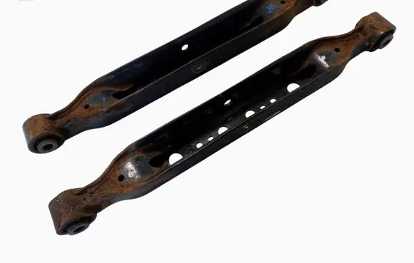 Nissan Qashqai Rear control arm LEWY