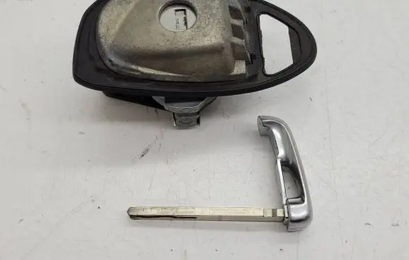 BMW 7 G11 G12 Rear door lock 7407161AUTOFROST