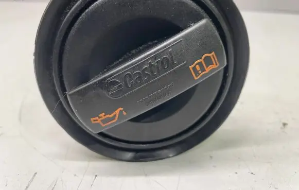 Audi A5 8T 8F Oil filler cap 059103482D