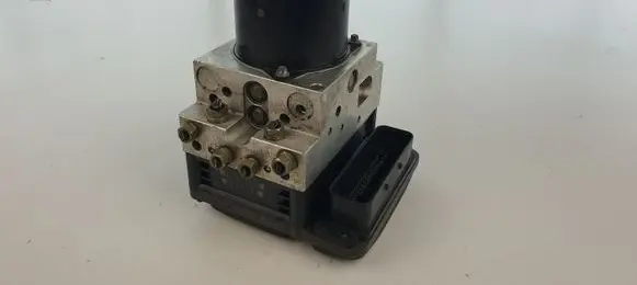 BMW 5 E60 E61 ABS Pump 6774679 6783360 6783362