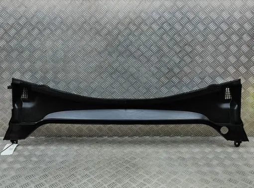 BMW iX1 Wiper trim 9478753
