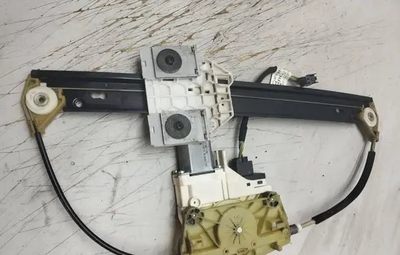 Audi A6 S6 C6 4F Rear door window regulator motor 4F0959801C 1101997001201