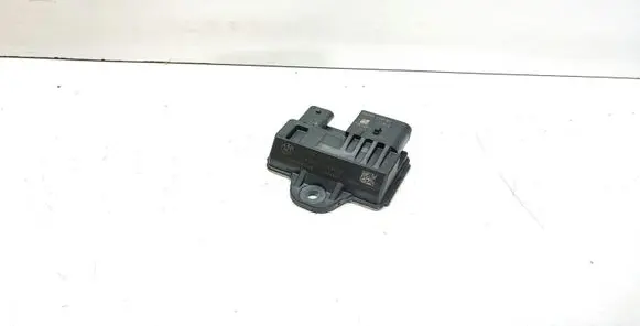 BMW X3 F25 Glow plug pre-heat relay 8519472