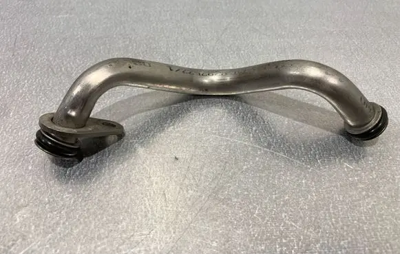 Skoda Yeti (5L) Engine coolant pipe/hose 04E145735C