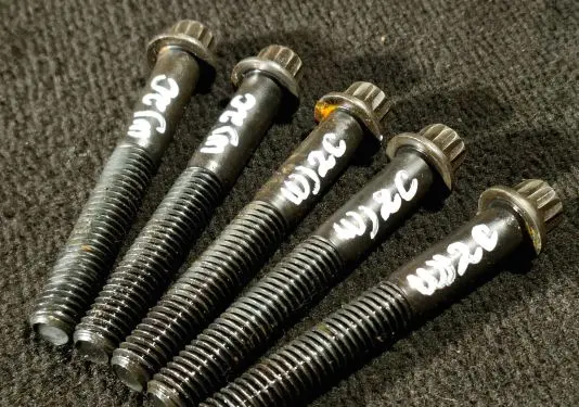 Jeep Grand Cherokee (WJ) Cylinder head bolts 