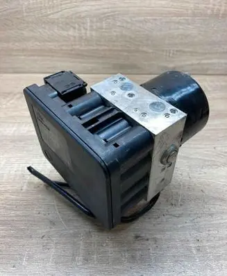 BMW 3 E90 E91 ABS Pump 6784764 6784763
