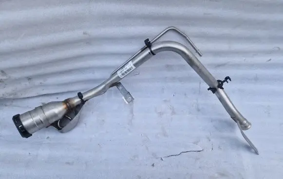 Ford Ecosport Fuel tank filler neck pipe GN139032AE
